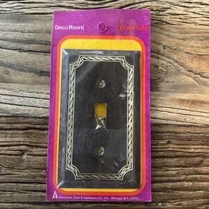 New NOS Vintage Faux Wood Gold Tone Design Wall Plate Single Switch Plate Walnut